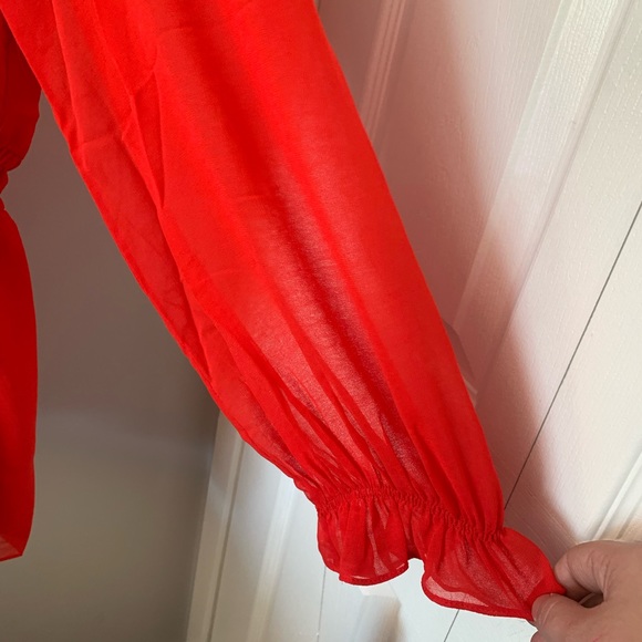 NWT / STUNNING / Red / Long Sleeve / Billowy / Blouse - Picture 3 of 10
